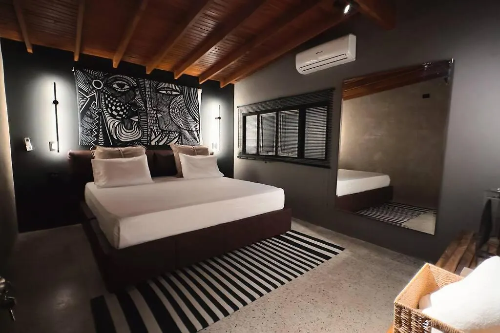 Urban Comfort Poblado Suit'S Medellin 0*,  Colombia